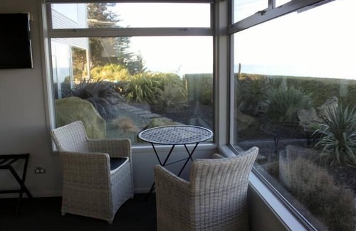 Timaru Bed & Breakfast | Pleasant View B&B