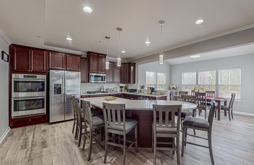 Waldorf House | Pleasant White Plains home with in-home gym, game tables, & jetted tub