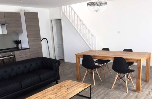 Lussac House | Pleasant whole house at the foot of the vineyards (2 bedrooms)