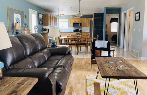 Sheridan House | Plenty of space, close to the fairgrounds