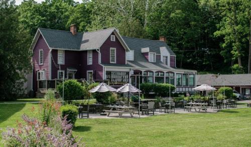 Himrod Hotel | Plum Point Lodge