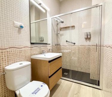 La Victoria Apartment | Plz de la Merced Apartamentos Solera