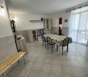 La Pietraia Apartment | PM 18 Via delle Baleari Guest House