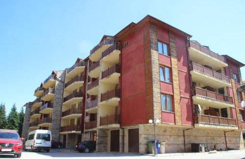 Maritsa Apartment | PM Services Sequoia Apartment