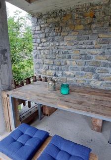 Tolmin Apartment | Počitniška hiška v grapi