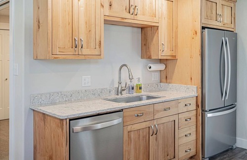 Pocatello Apartment | Pocatello: 2 bed 2 bath with hottub
