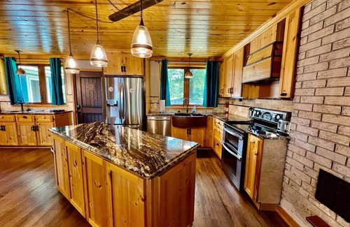 Negreet House | Poco's Retreat .