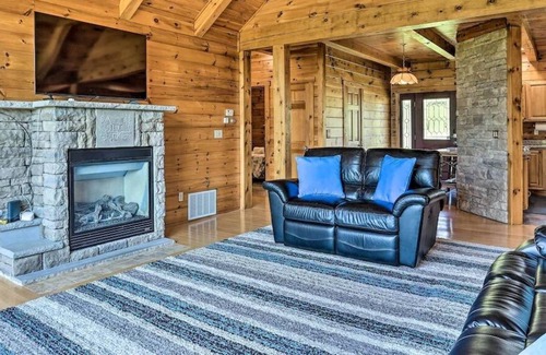 Lake Ariel Cabin | Pocono Lodge w/ Hot Tub + Fire Pit + Game Room