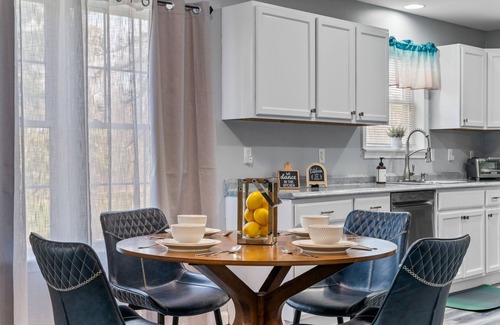 Long Pond House | Poconos Family Retreat
