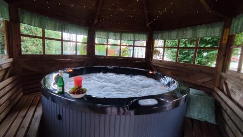 Grabowo Koscierskie Bed & Breakfast | Pod Bocianami Kaszuby