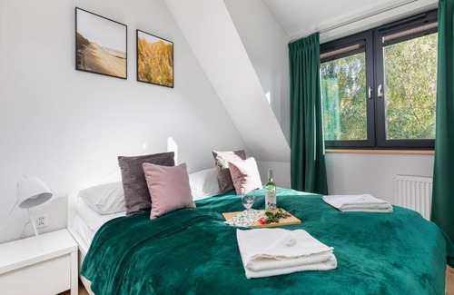 Kolobrzeg Apartment | Podczele Seashore SPA & Jacuzzi Apartments with Parking by Noclegi Renters