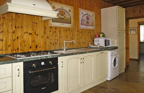 Ramazzano Villa | Podere Caldaruccio La Pineta - 26 people Cottage & Villa