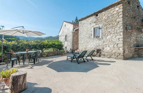 Beverino House | PODERE MEMOLANDIA CINQUE TERRE APT 1