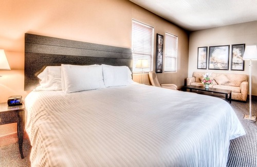Grande Prairie Hotel | Podollan Inn & Spa Grande Prairie