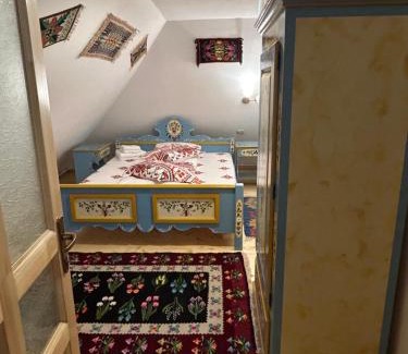 Neagra Sarului House | Poiana cu Sinziene