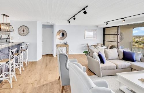 Buddina Apartment | Point Break - Sea & River Views, Nature & Relax