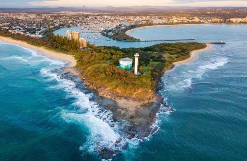 Buddina Apartment | Point Break - Sea & River Views, Nature & Relax