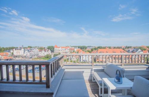 De Haan Apartment | Point De Vue