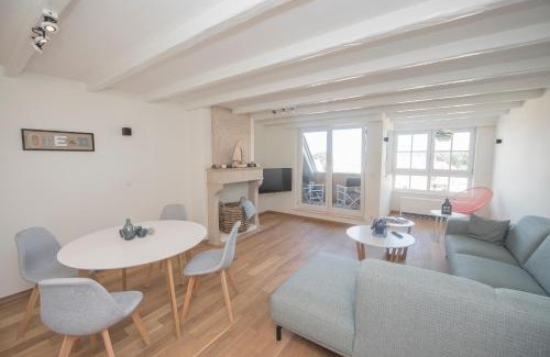 De Haan Apartment | Point De Vue