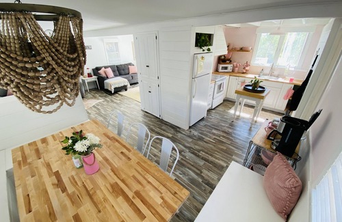 Old Lyme Cottage | Point O Woods Cottage