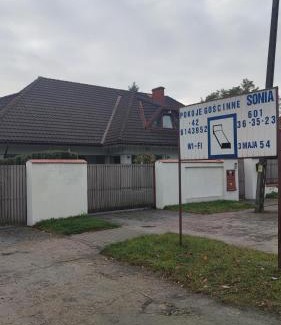 Tuszyn House | Pokoje Gościnne Sonia