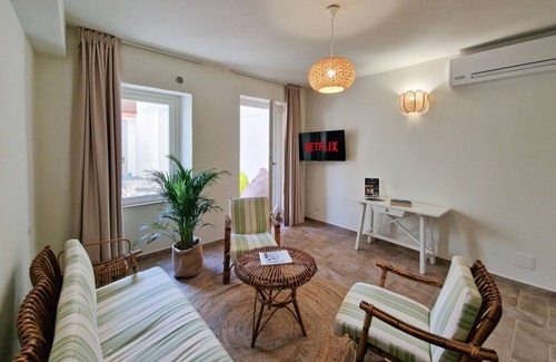 Civitanova Marche House | Pola Rooms - Standard Flowers
