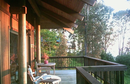 Holualoa House | Pole House On Wooded Estate With Fabulous Coastline And Mountain Views