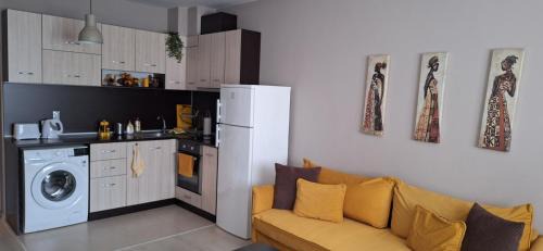 Varna Municipality Apartment | Poli's aparment Sunny Freesia