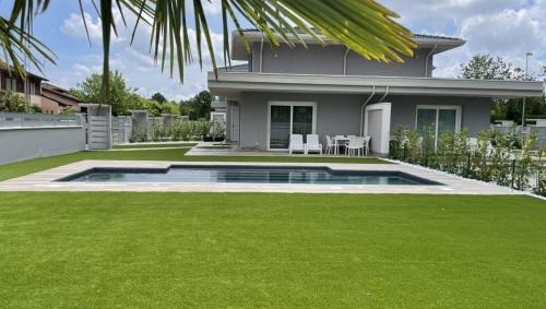 Lido delle Nazioni Villa | Polinesia 6