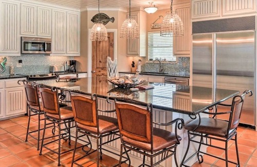 Port O Connor House | Polish Paradise - 3 Bedroom, 2 Bath Barndominium