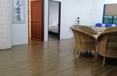 Sungai Lembing House | Pollock Private Family 2 Rooms n Hall 8pax