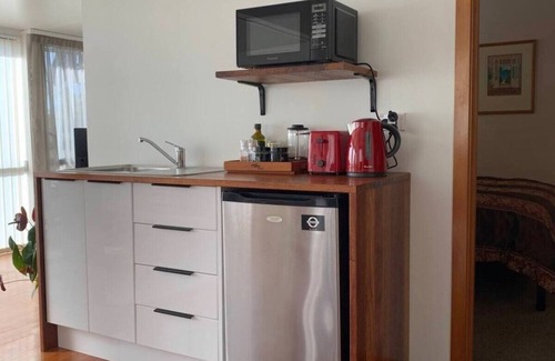 Russell House | Pomare's Secret - Russell NZ