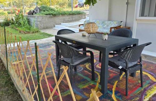 Fanari House | Pomegranate Seaside Corner