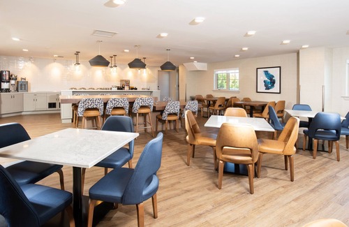 Fort McMurray Hotel | Pomeroy Hotel Fort McMurray