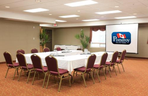 Chetwynd Hotel | Pomeroy Inn and Suites Chetwynd
