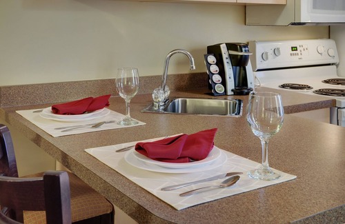 Fort St. John Hotel | Pomeroy Inn & Suites Fort St. John