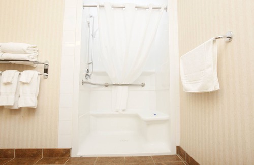 Fort St. John Hotel | Pomeroy Inn & Suites Fort St. John