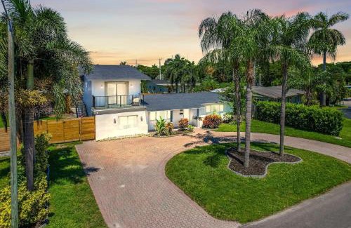 Survey Creek House | Pompano Gem, 1 mi to Beach & 12 Pickleball courts