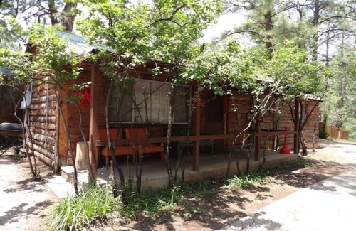 Ruidoso Cabin | Ponderosa cabins 104 N Laurel cabin 15