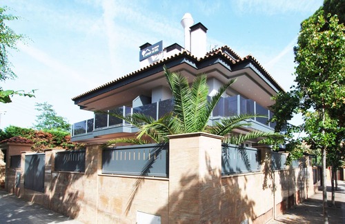 Vilassar de Mar Apartment | Ponent - Aparthotel with Swimming Pool