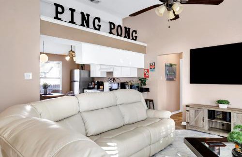 Wetmore House | Pong - A Birdy Vacation Rental