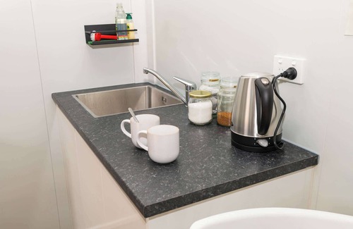 Lynmore Apartment | Ponga Magic Summary: