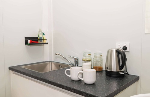 Lynmore Apartment | Ponga Magic Summary: