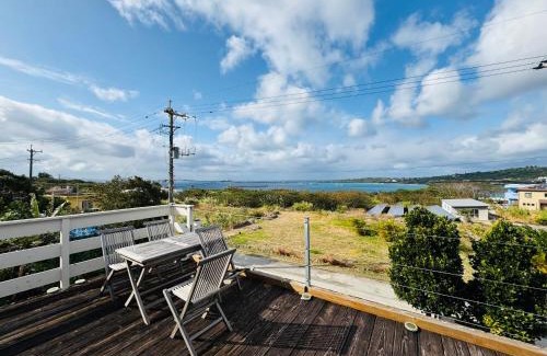 Sakimotobu Villa | pono 02は本部町の綺麗な海を眺める1棟貸で美ら海水族館15分