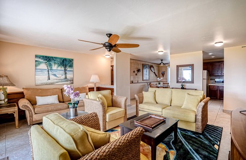 Kapaa Condo | Pono Kai Resort condo with shared pool- just steps away from beach