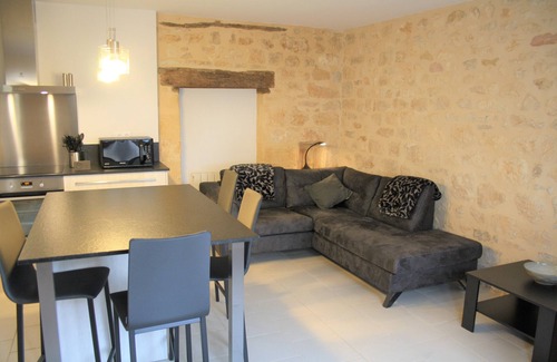 Domme House | Pontcarral - beautiful village house recently renovated to high standards