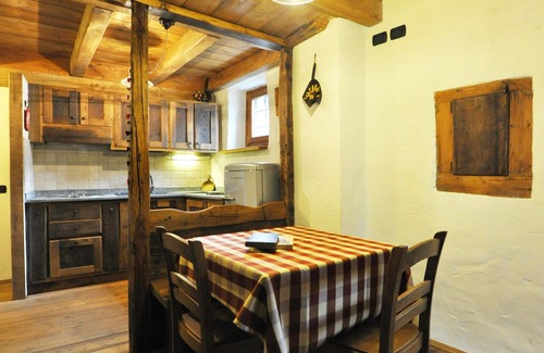 Lassolaz Apartment | Pontey: Apartment/flat - Pontey