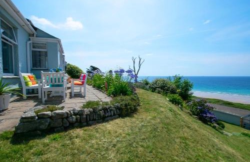 Praa Sands House | Pooh Corner