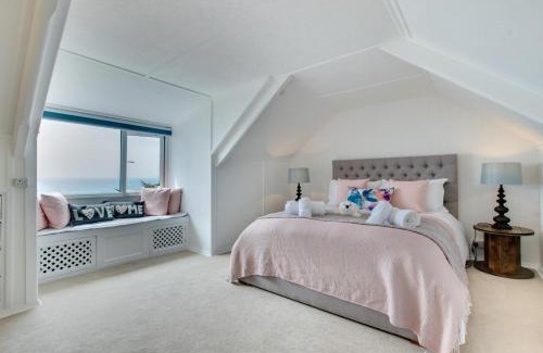 Praa Sands House | Pooh Corner