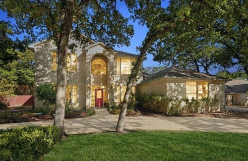 Manchaca House | Pool, 1 Acre, Cave, 5 Bedroom Oasis in S. Austin - Sleeps 15